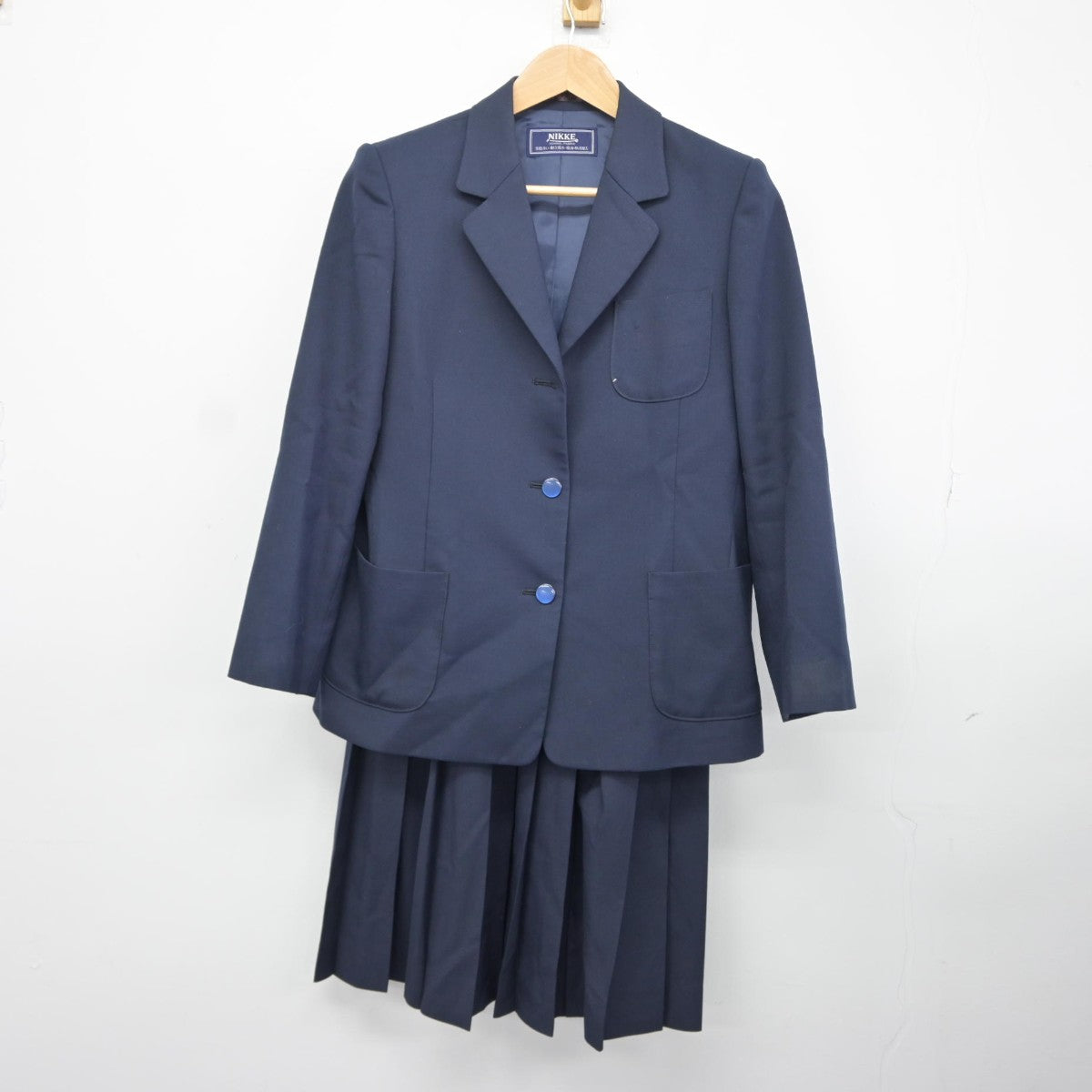 【中古】茨城県 関城中学校 女子制服 2点（ブレザー・スカート）sf037648