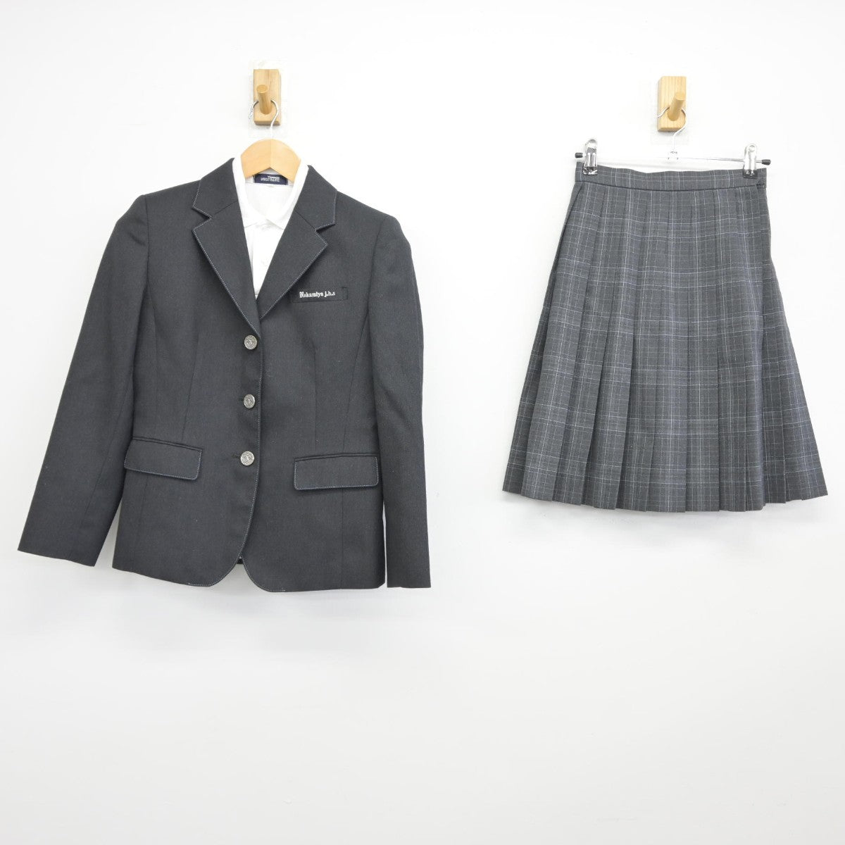 【中古】大阪府 中宮中学校 女子制服 3点（ブレザー・シャツ・スカート）sf037667