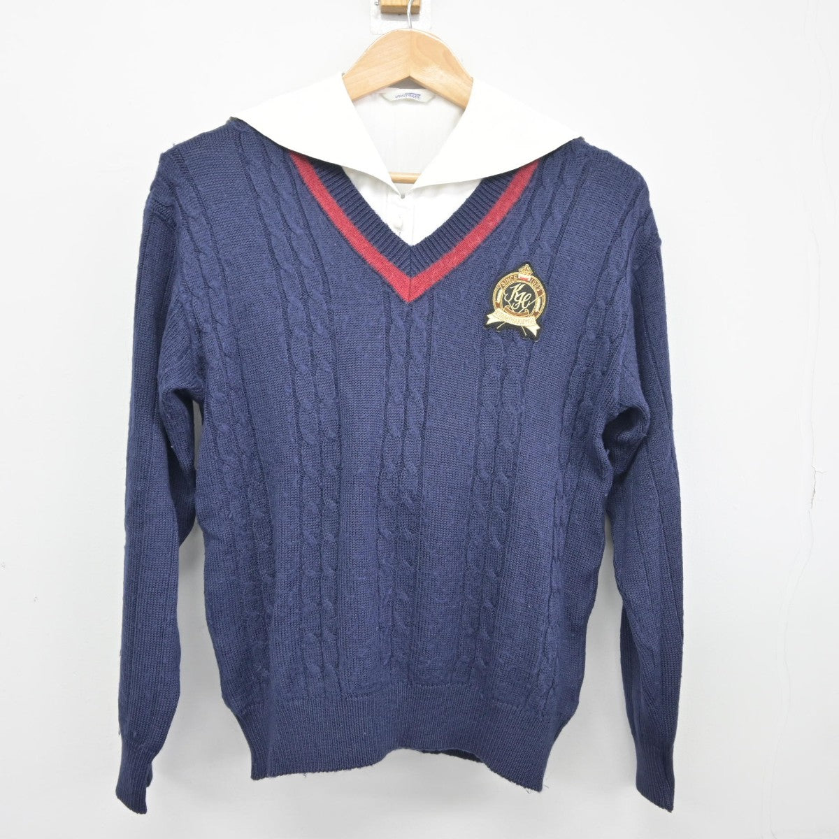 【中古】北海道 北見柏陽高等学校 女子制服 2点（ニット・シャツ）sf037681