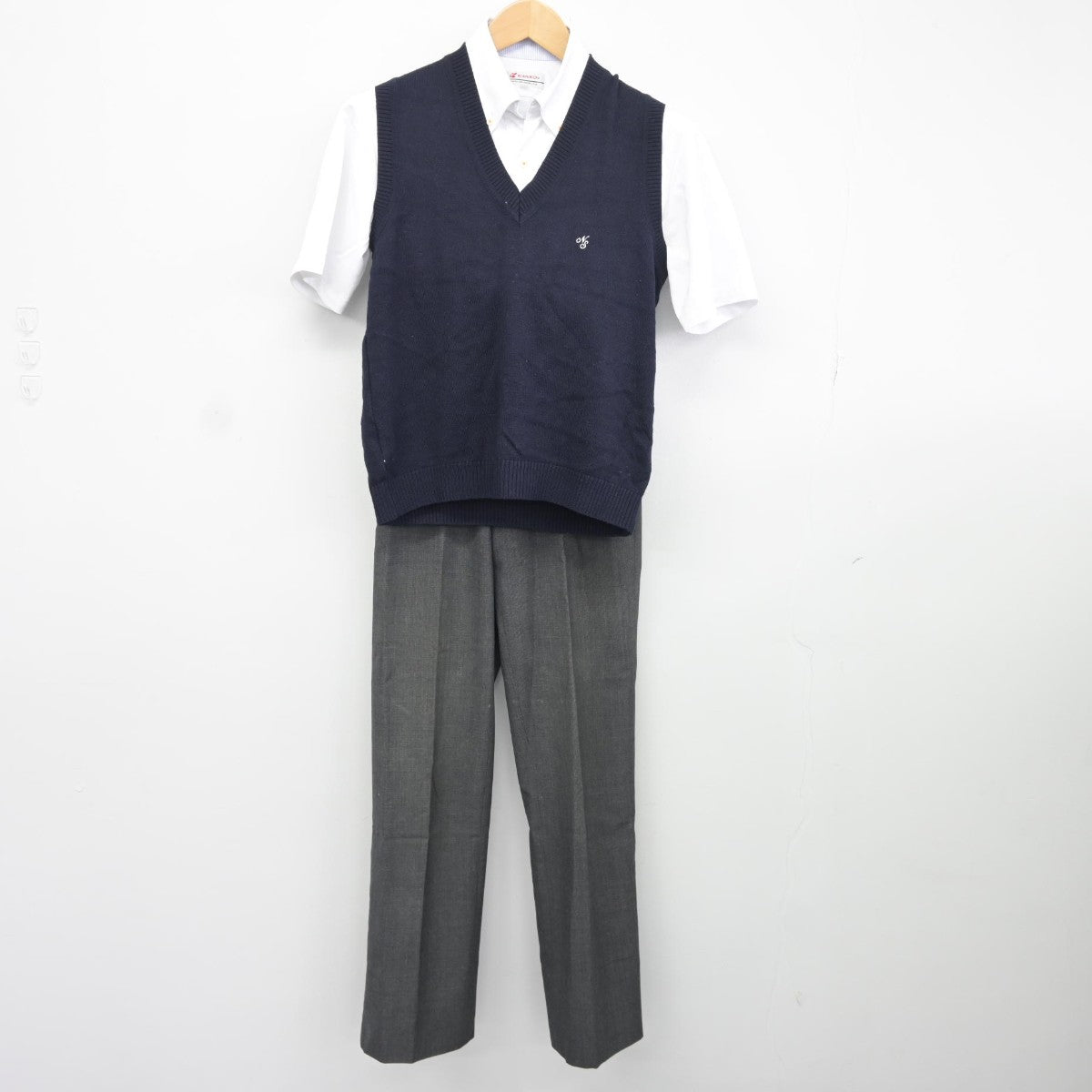 【中古】福岡県 中村学園三陽高等学校 男子制服 4点（ニットベスト・シャツ・ズボン）sf037697