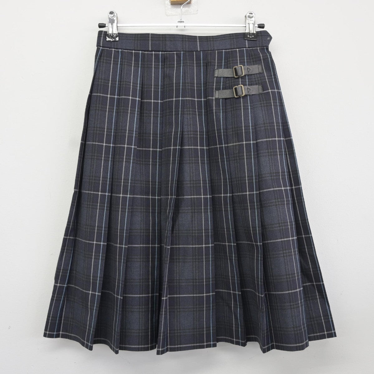 【中古】埼玉県 誠和福祉高等学校 女子制服 3点（シャツ・ニットベスト・スカート）sf037738