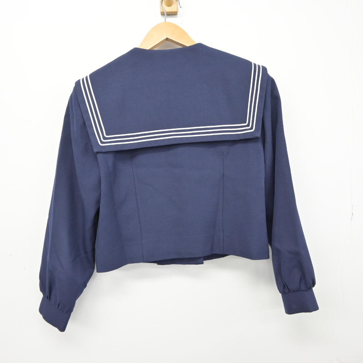 【中古】福岡県 柳南中学校 女子制服 2点（セーラー服・スカート）sf037778