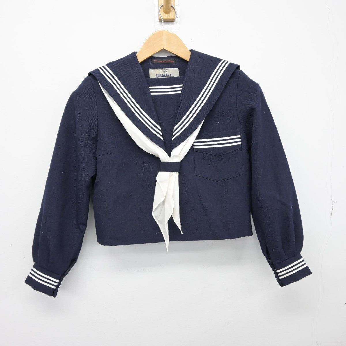 【中古】兵庫県 学文中学校 女子制服 3点（セーラー服・スカート）sf037782