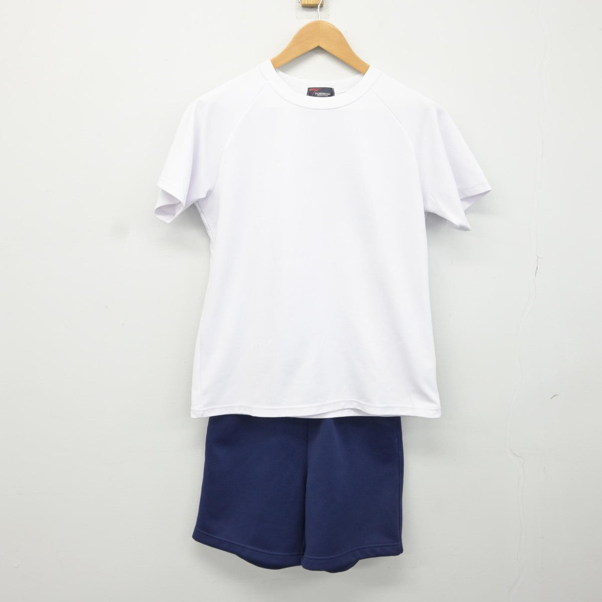 【中古】福岡県 那珂中学校 女子制服 2点（体操服 上・体操服 下）sf037792