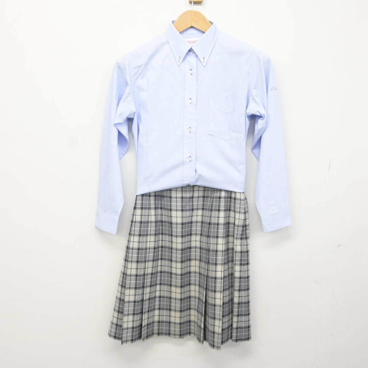 【中古】東京都 錦城高等学校 女子制服 3点（シャツ・シャツ・スカート）sf037797