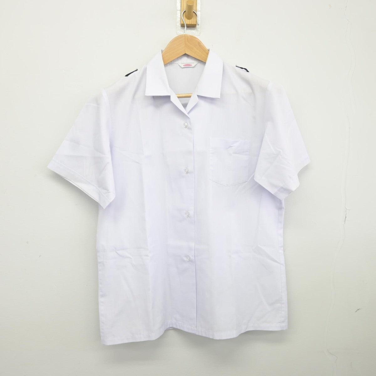 【中古】長崎県 淵中学校 女子制服 2点（シャツ・スカート）sf037836