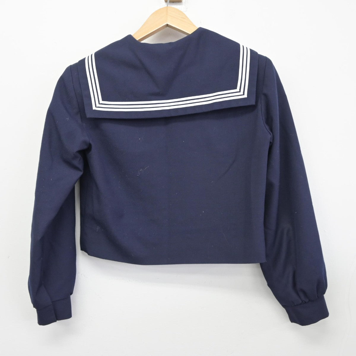 【中古】大分県 上野ヶ丘中学校 女子制服 2点（セーラー服・スカート）sf037906