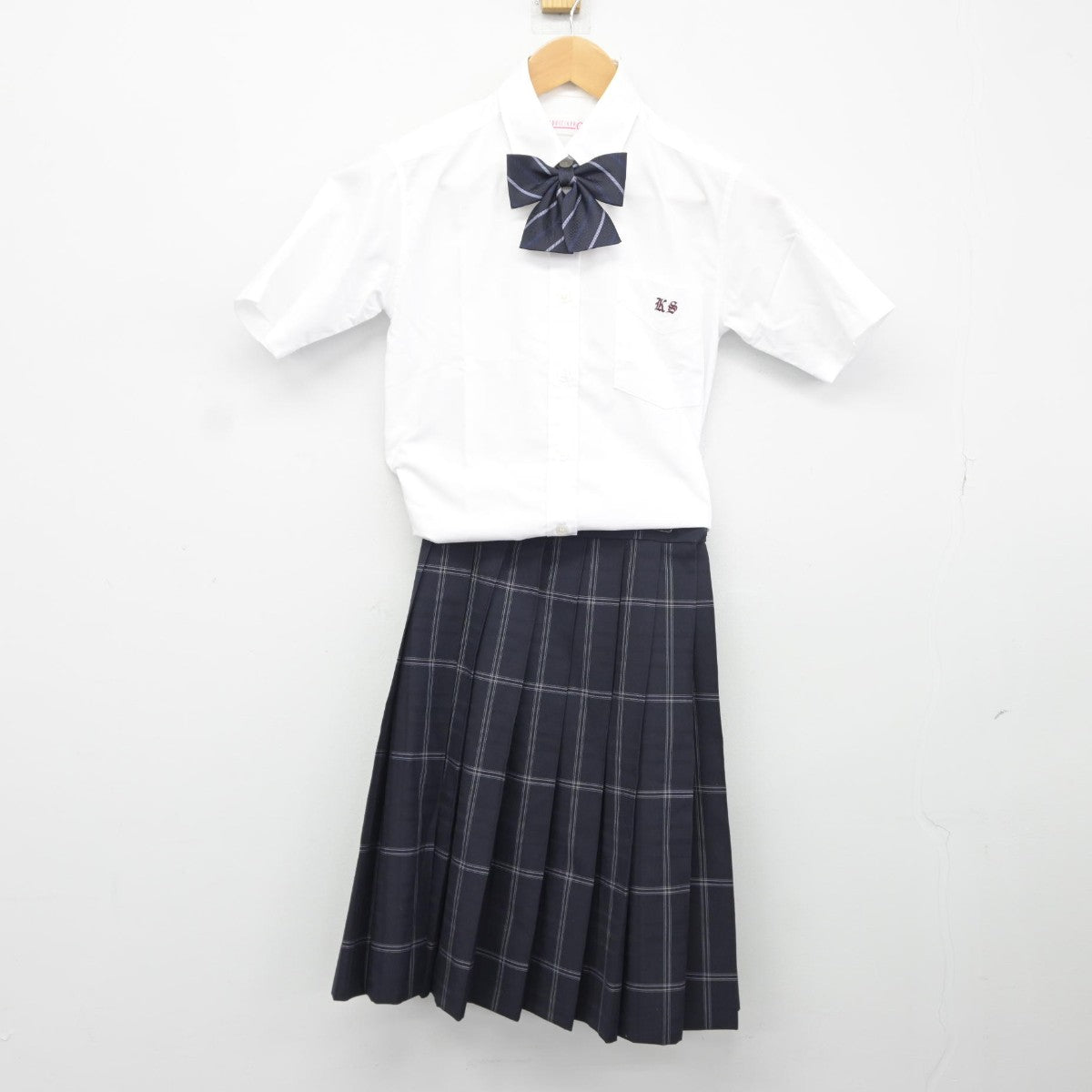 【中古】兵庫県 神戸鈴蘭台高等学校 女子制服 5点（シャツ・ニットベスト・スカート）sf037997