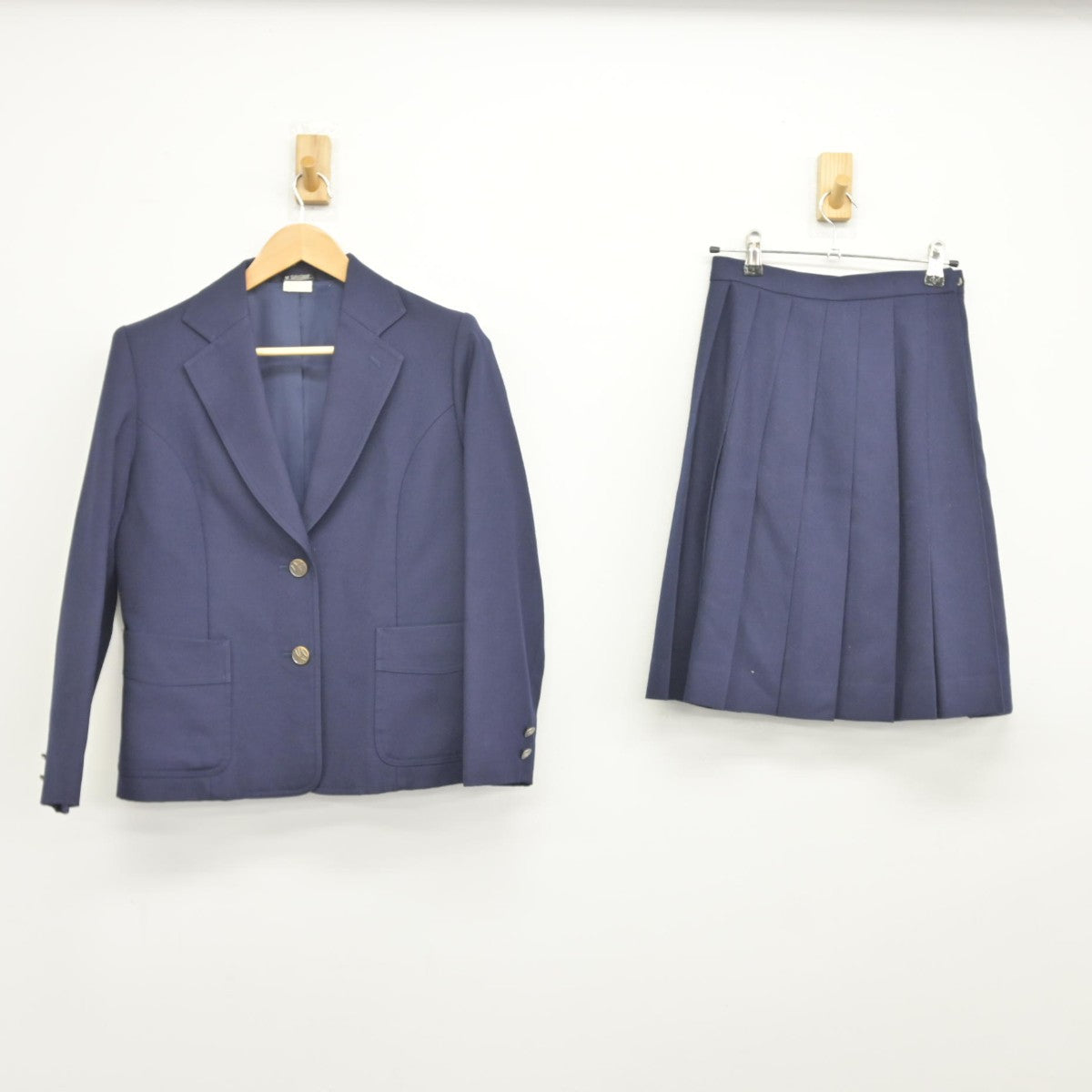 【中古】神奈川県 大和西高等学校 女子制服 2点（ブレザー・スカート）sf038000