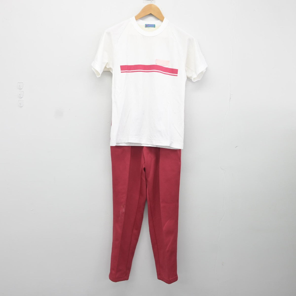 【中古】群馬県 高崎女子高等学校 女子制服 3点（ジャージ 上・体操服 上・ジャージ 下）sf038009