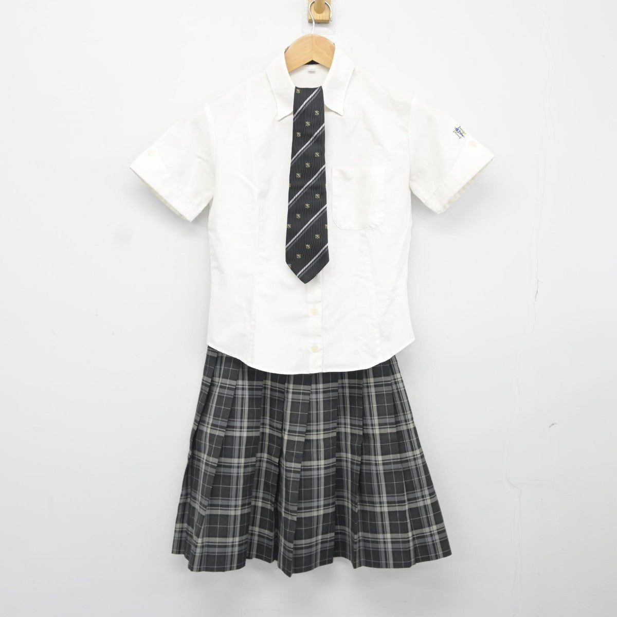 【中古】三重県 桜丘中学校・高等学校 女子制服 3点（シャツ・スカート）sf038011