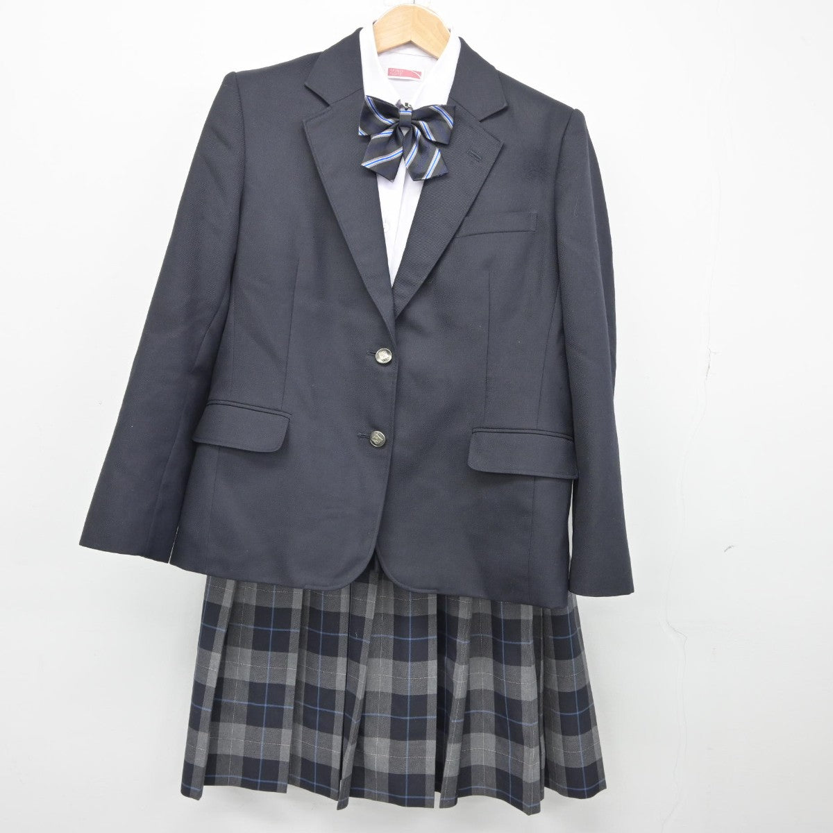 【中古】埼玉県 潮止中学校 女子制服 4点（ブレザー・シャツ・スカート）sf038047