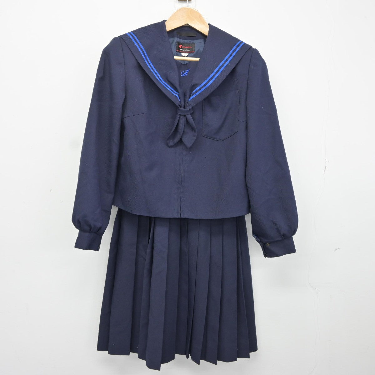 【中古】山口県 平川中学校 女子制服 3点（セーラー服・スカート・スカート）sf038056