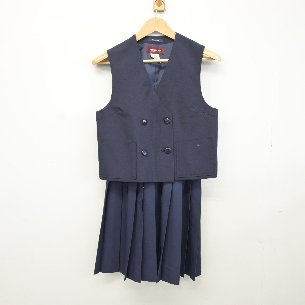 【中古】山形県 酒田第四中学校 女子制服 2点（ベスト・スカート）sf038074