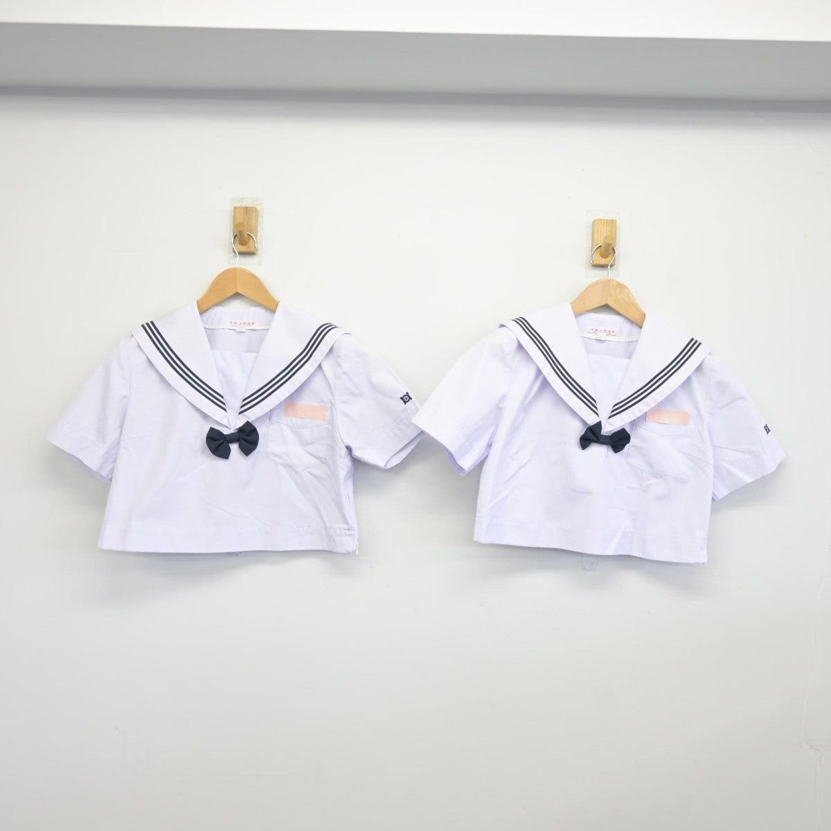 【中古】福岡県 春日野中学校 女子制服 2点（セーラー服・セーラー服）sf038084