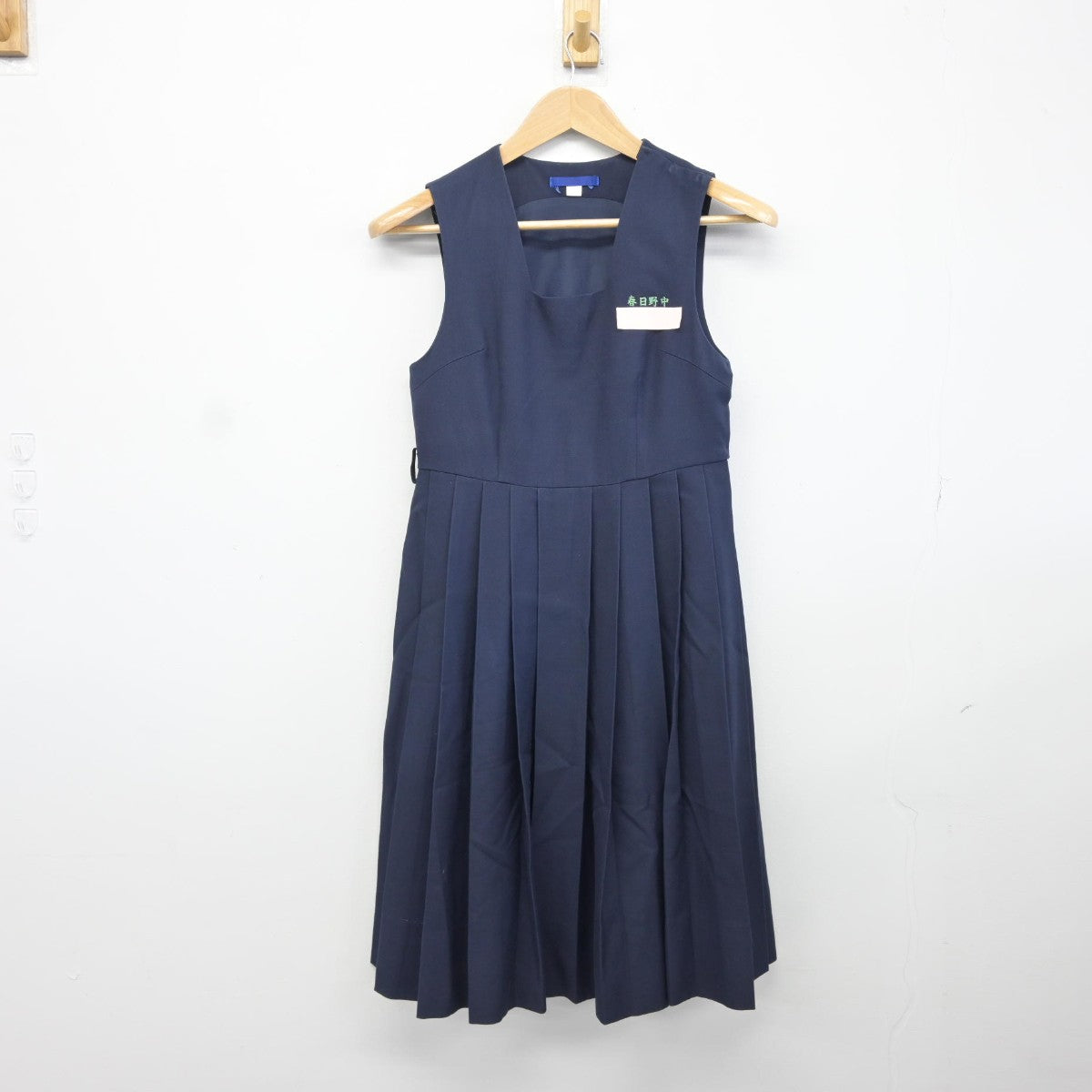 【中古】福岡県 春日野中学校 女子制服 3点（セーラー服・ジャンパースカート）sf038085