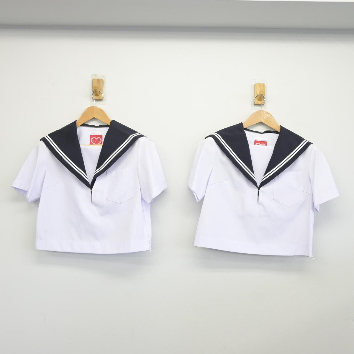 【中古】愛知県 知立市立南中学校 女子制服 2点（セーラー服）sf038102