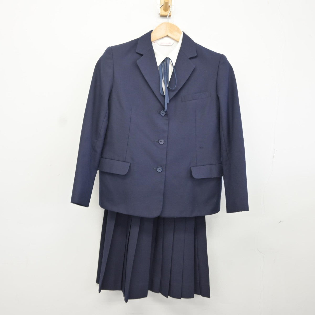 【中古】岐阜県 丹生川中学校 女子制服 4点（ブレザー・シャツ・スカート）sf038110