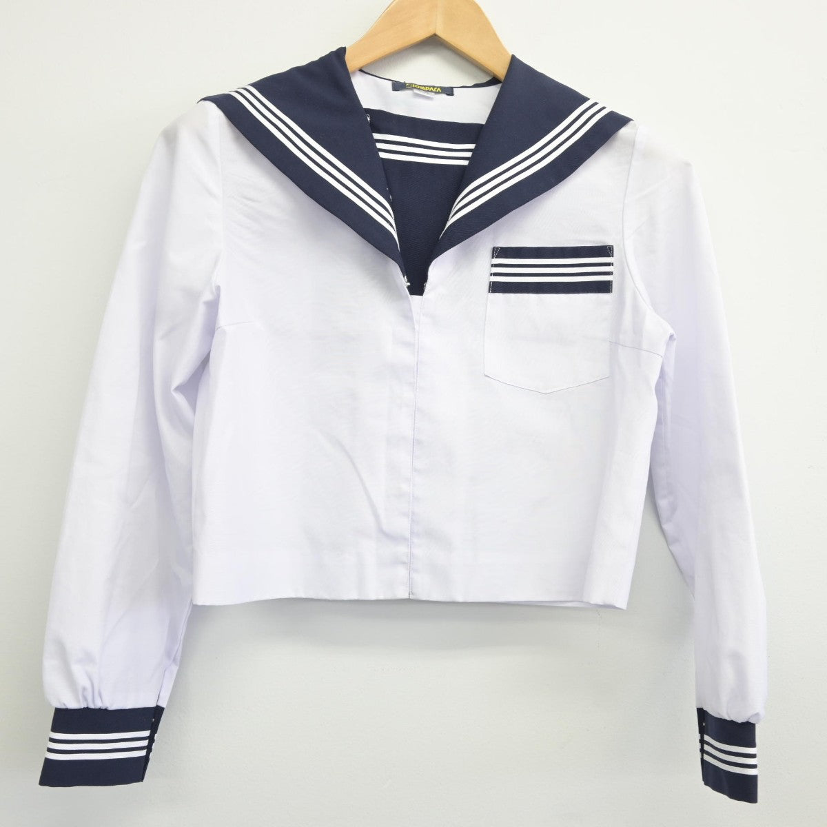 【中古】静岡県 磐田市立城山中学校 女子制服 2点（セーラー服・スカート）sf038142