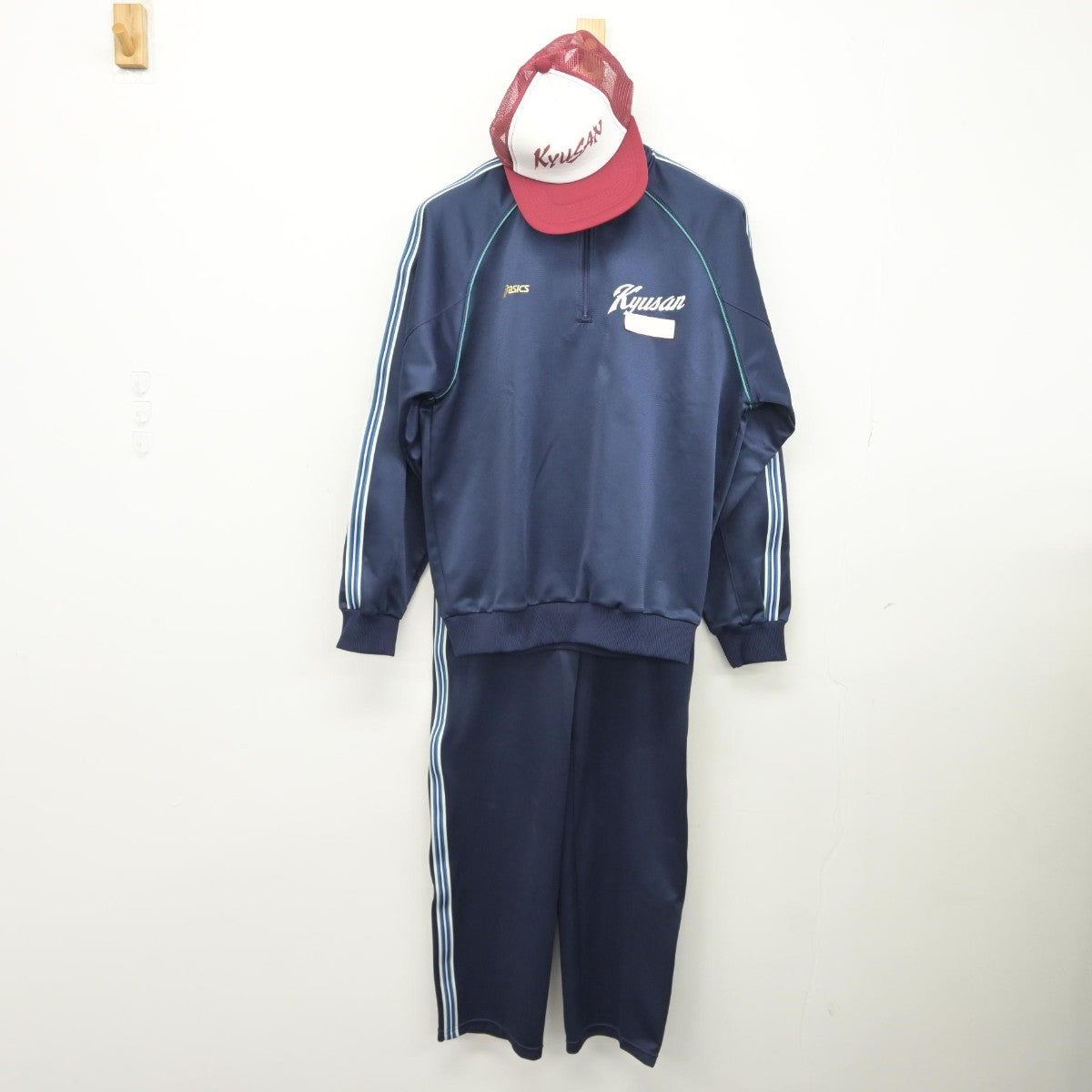 【中古】福岡県 九州産業大学付属九州産業高等学校 女子制服 3点（ジャージ 上・ジャージ 下）sf038276