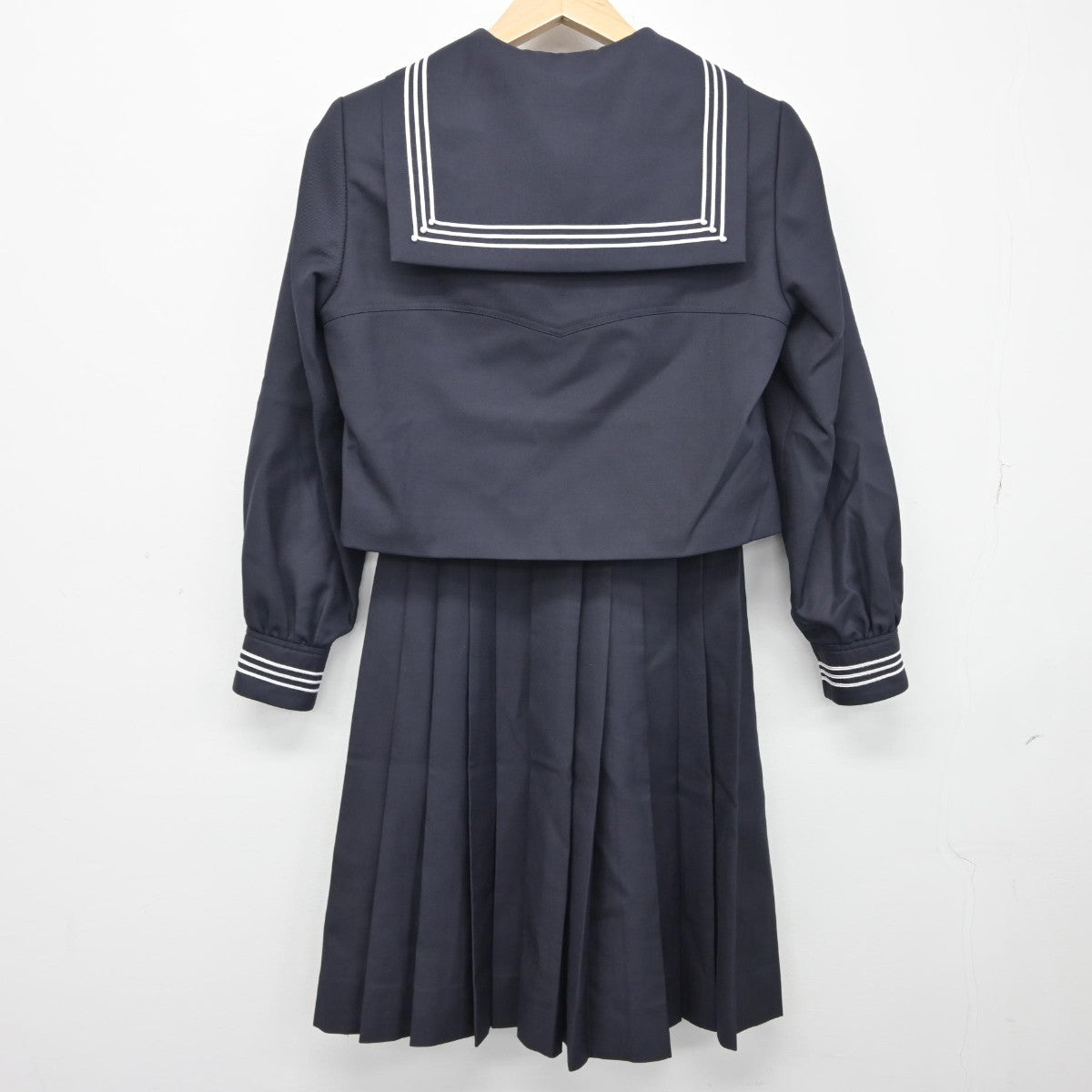 【中古】東京都 豊島岡女子学園 女子制服 3点（セーラー服・スカート）sf038336