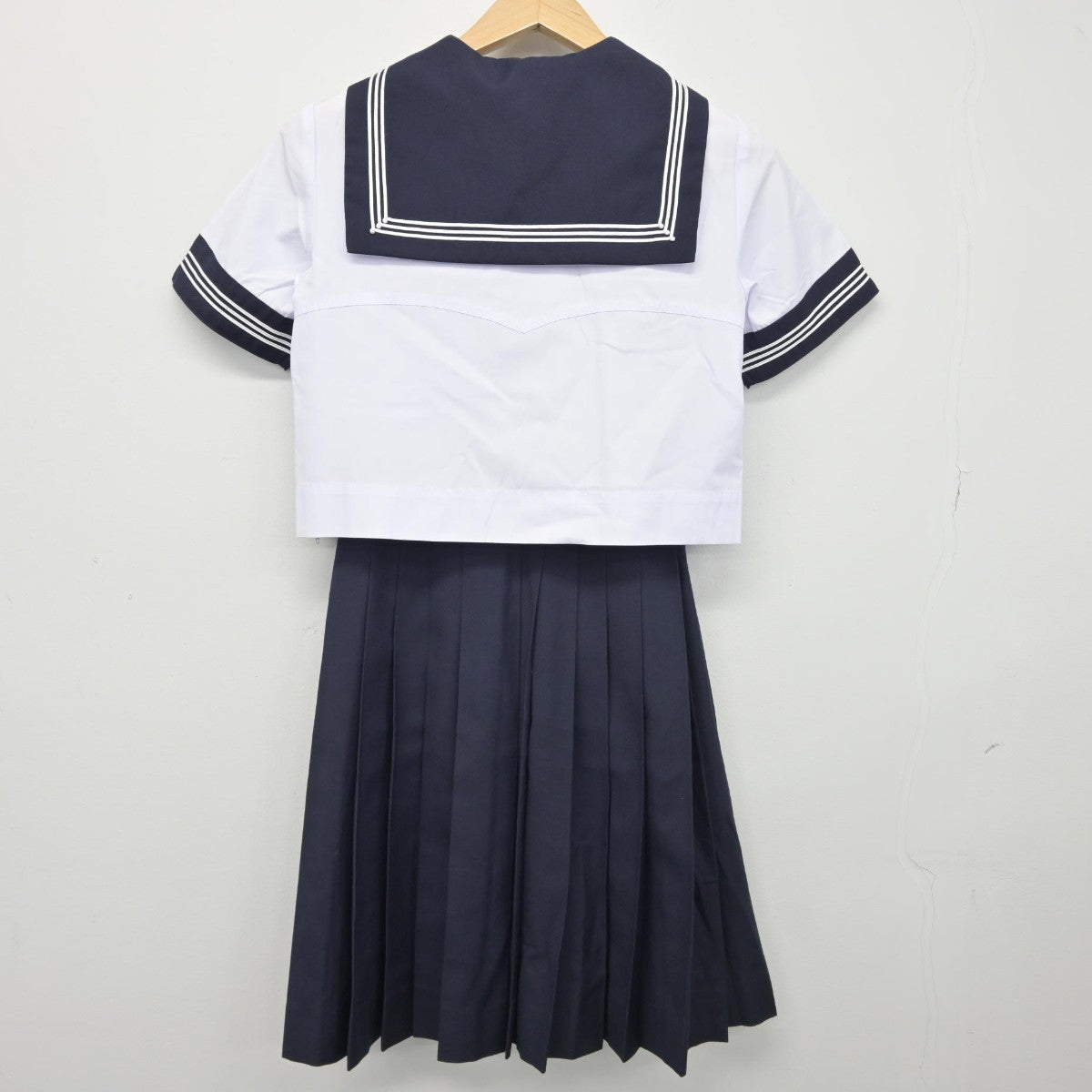 【中古】東京都 豊島岡女子学園 女子制服 4点（セーラー服・スカート）sf038338