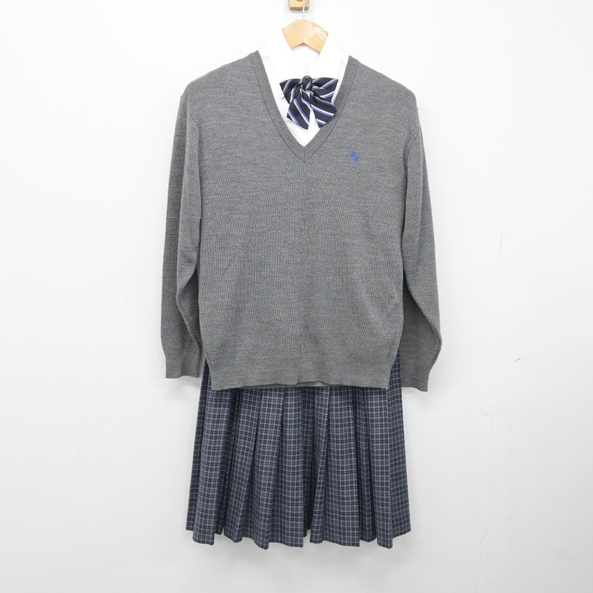 【中古】東京都 大島中学校 女子制服 5点（ブレザー・ニット・シャツ・スカート）sf038415