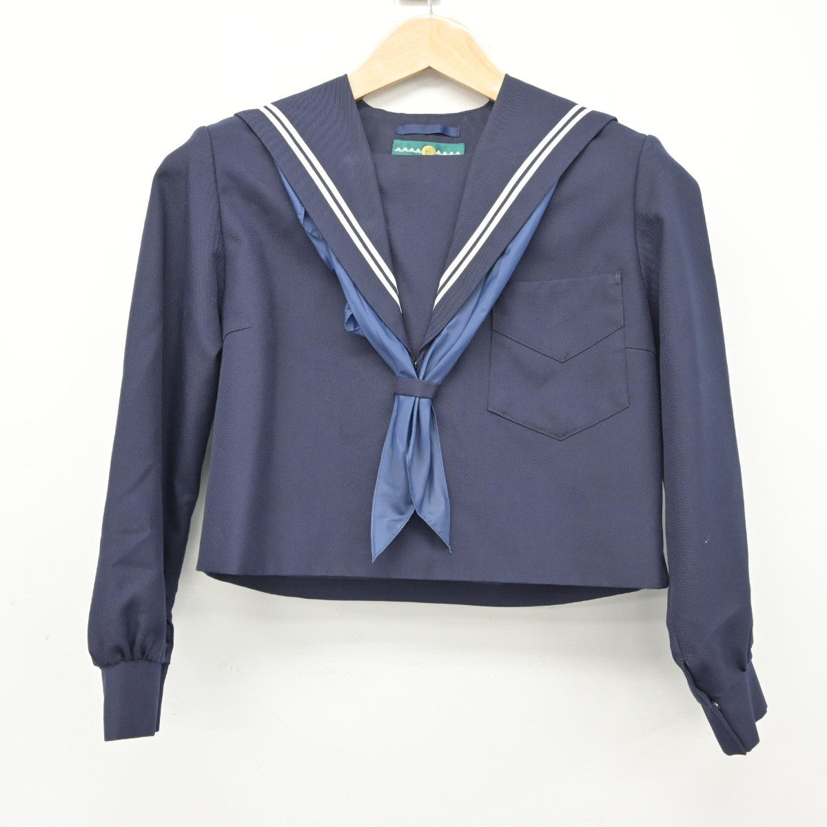 【中古】兵庫県 神戸市吉田中学校 女子制服 3点（セーラー服・スカート）sf038470