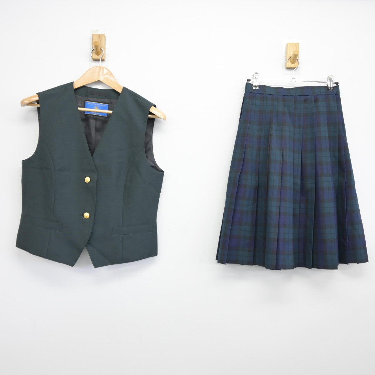 【中古】宮城県 仙台育英高等学校 女子制服 2点（ベスト・スカート）sf038500