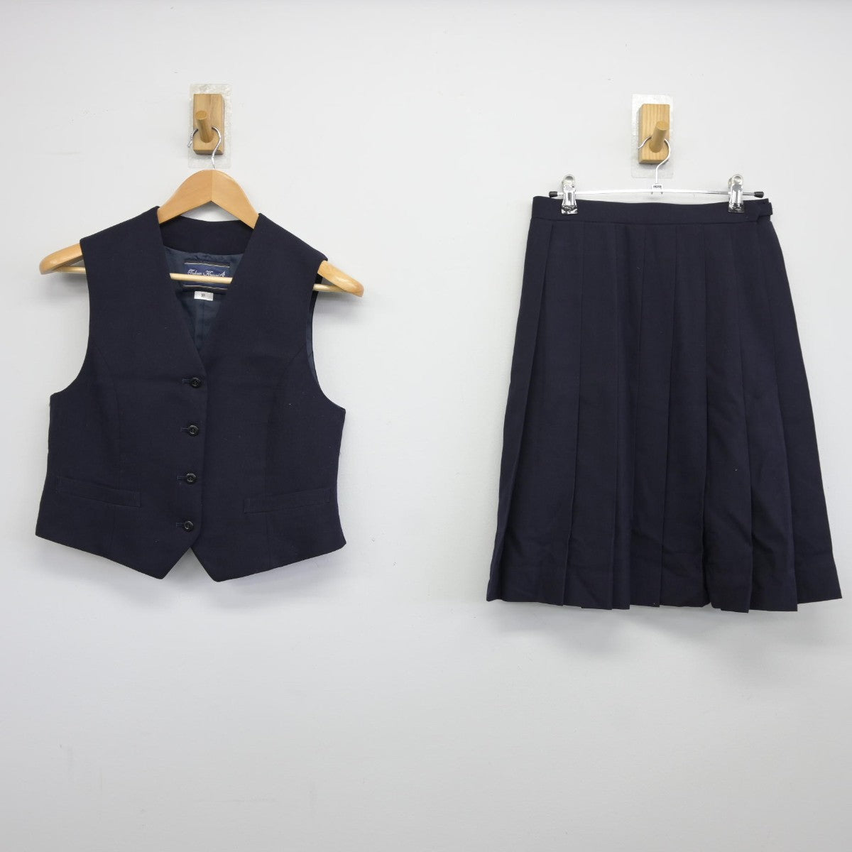 【中古】東京都 東京家政大学附属女子高等学校 女子制服 2点（ベスト・スカート）sf038511