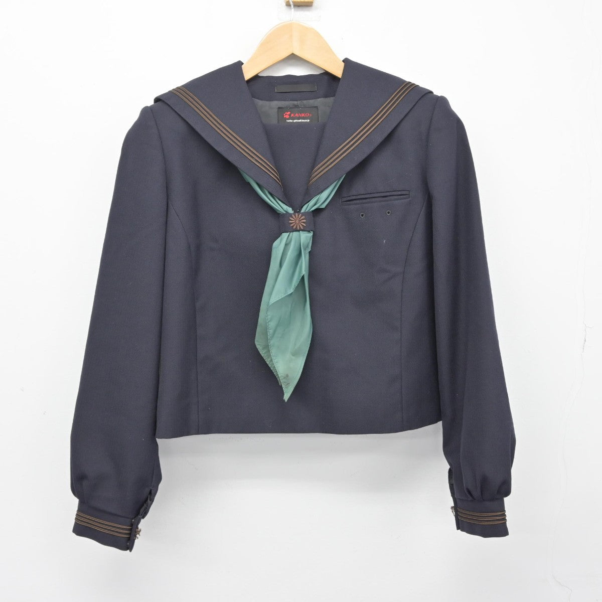 【中古】東京都 大森第四中学校 女子制服 3点（セーラー服・スカート）sf038606