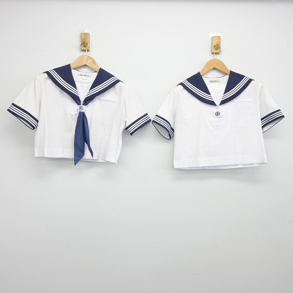 【中古】東京都 深川第二中学校 女子制服 3点（セーラー服）sf038641