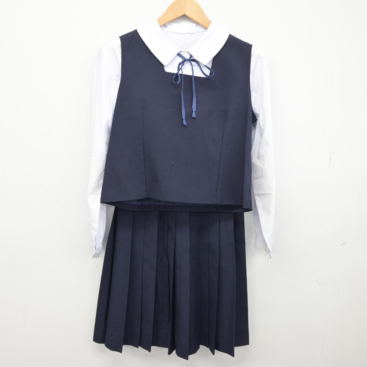 【中古】埼玉県 与野東中学校 女子制服 5点（ブレザー・ベスト・シャツ・スカート）sf038649