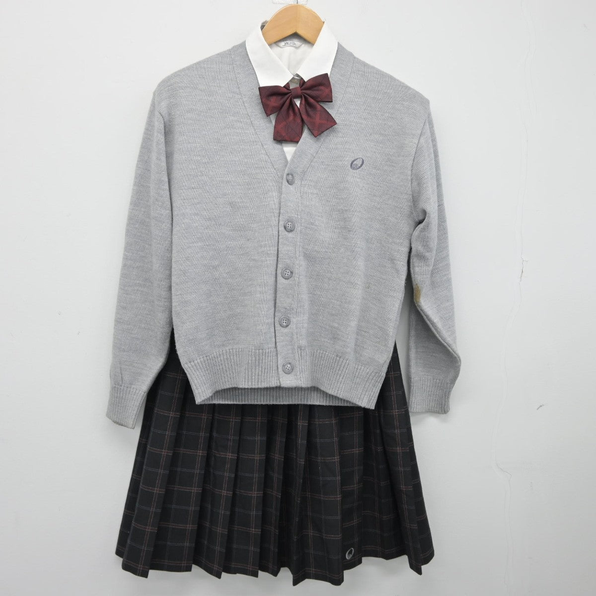 【中古】大阪府 大冠高等学校 女子制服 5点（ブレザー・ニット・シャツ・スカート）sf038729