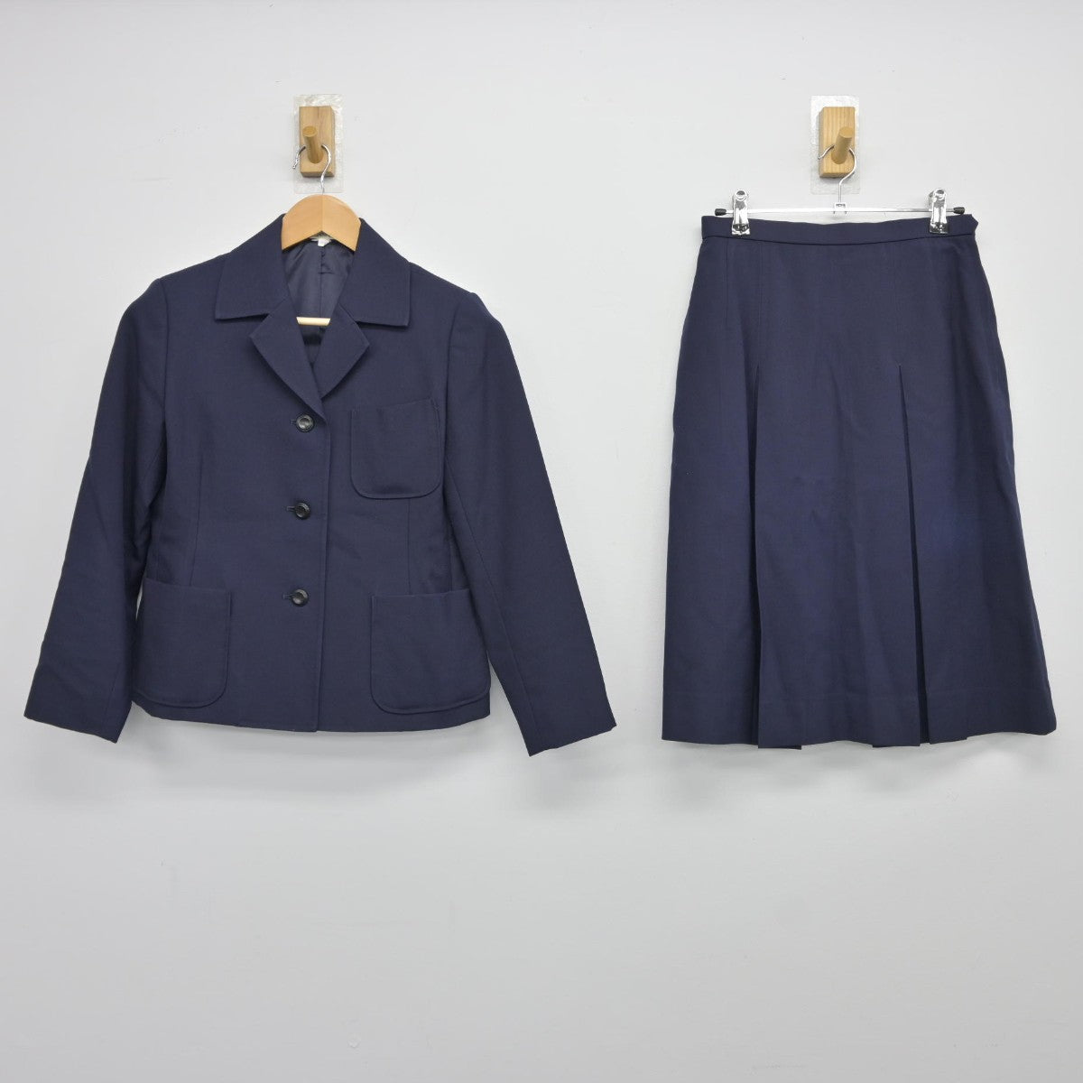 【中古】兵庫県 親和女子高等学校 女子制服 2点（ブレザー・スカート）sf038748