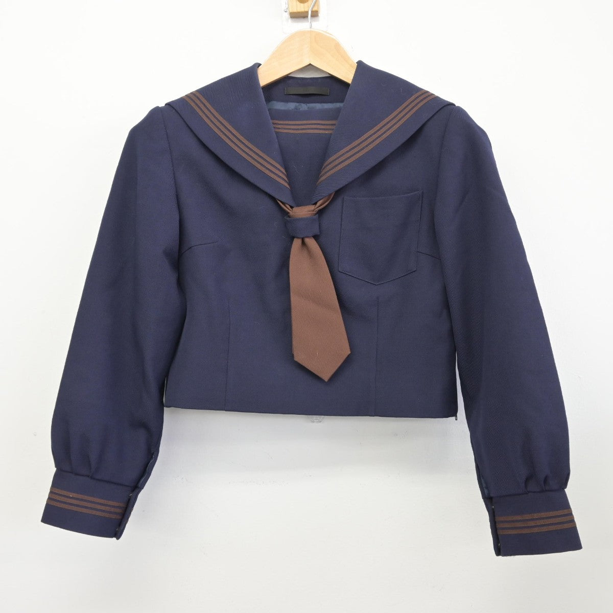 【中古】茨城県 豊里中学校 女子制服 3点（セーラー服・ジャンパースカート）sf038853