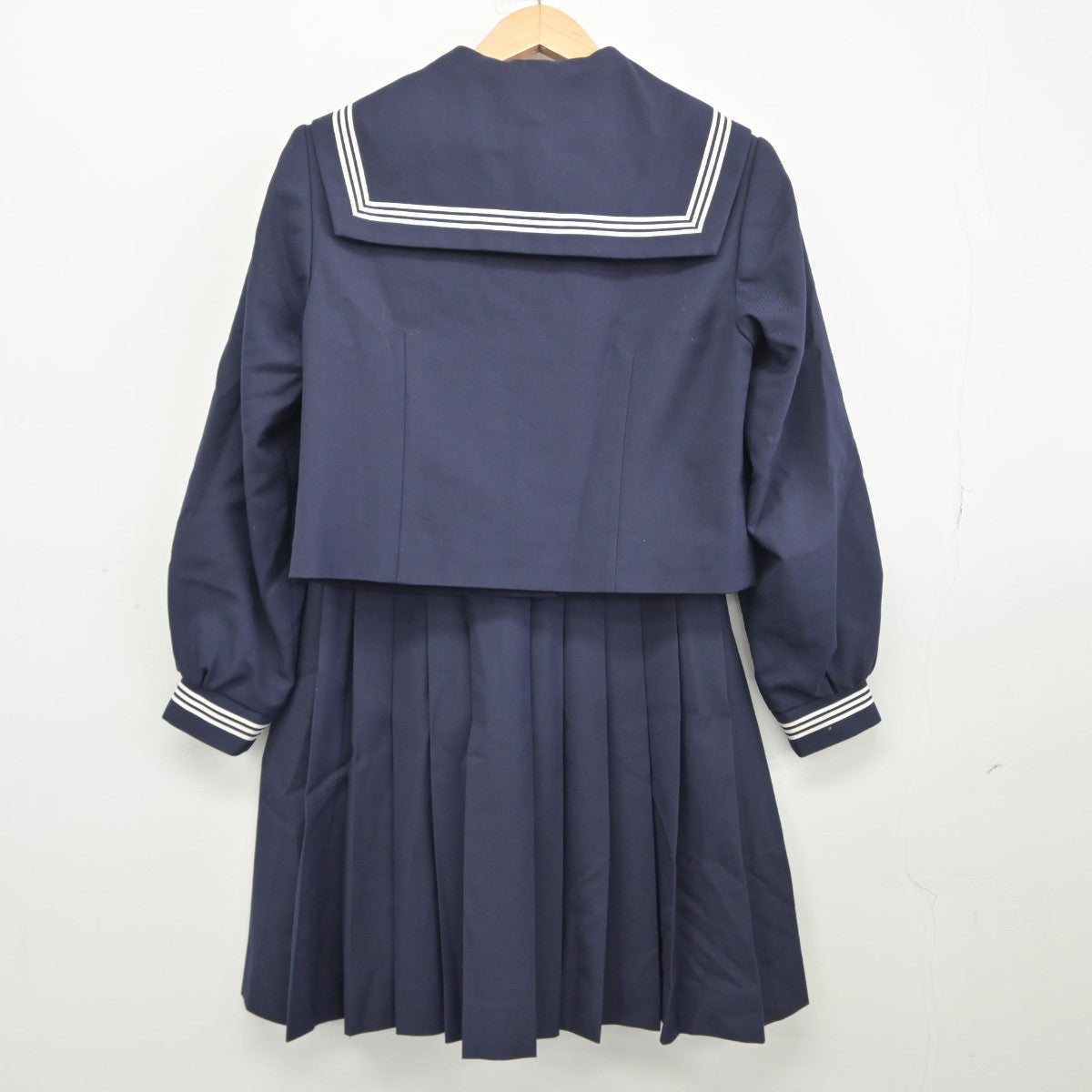 【中古】千葉県 木更津第三中学校 女子制服 3点（セーラー服・スカート）sf038908