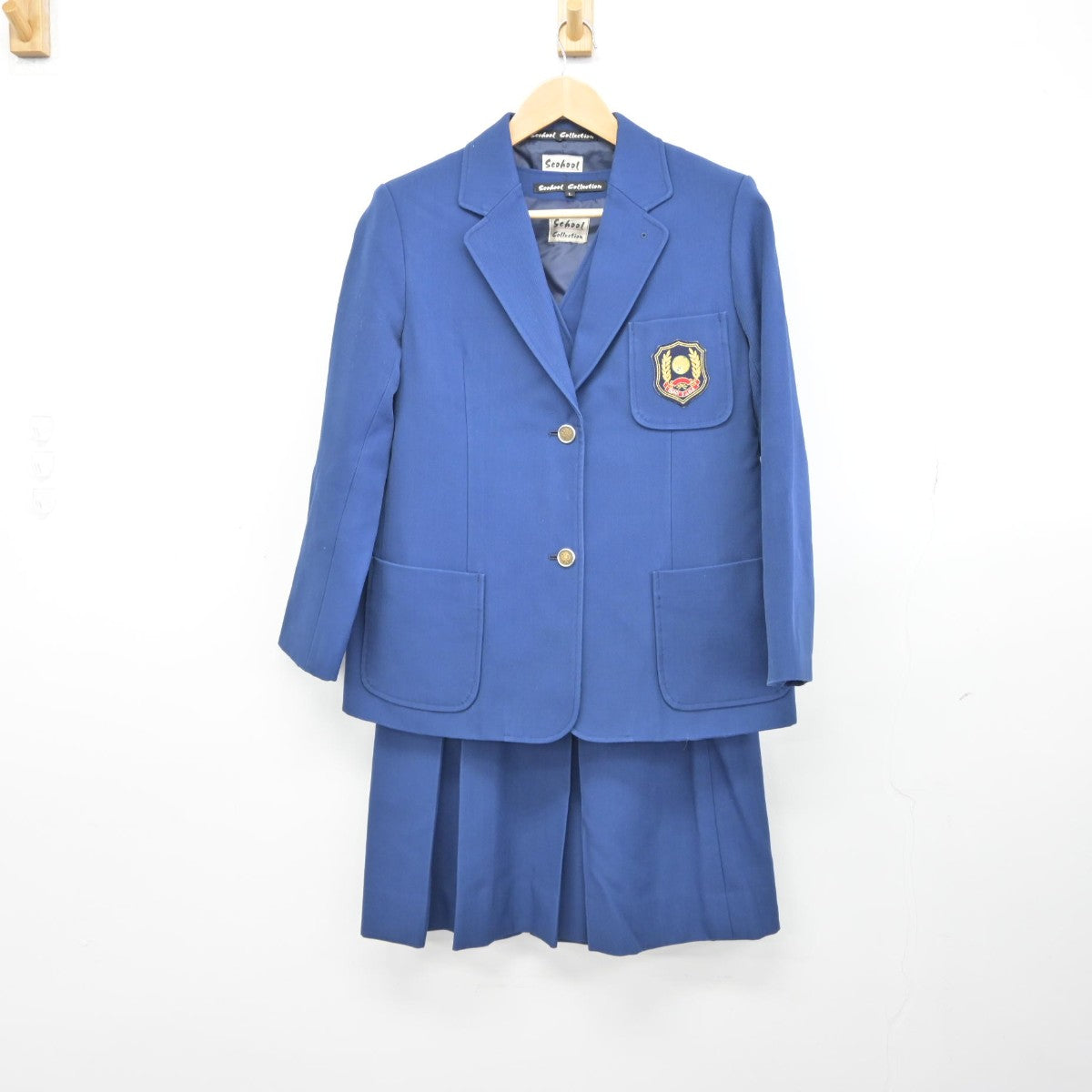 【中古】東京都 稲城第三中学校 女子制服 3点（ブレザー・ベスト・スカート）sf038935