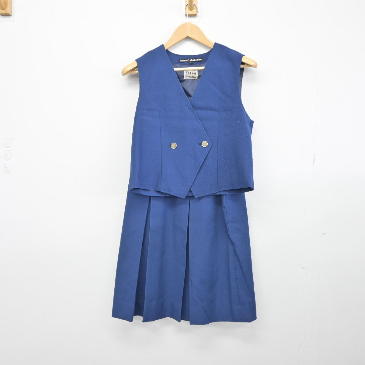 【中古】東京都 稲城第三中学校 女子制服 3点（ブレザー・ベスト・スカート）sf038935