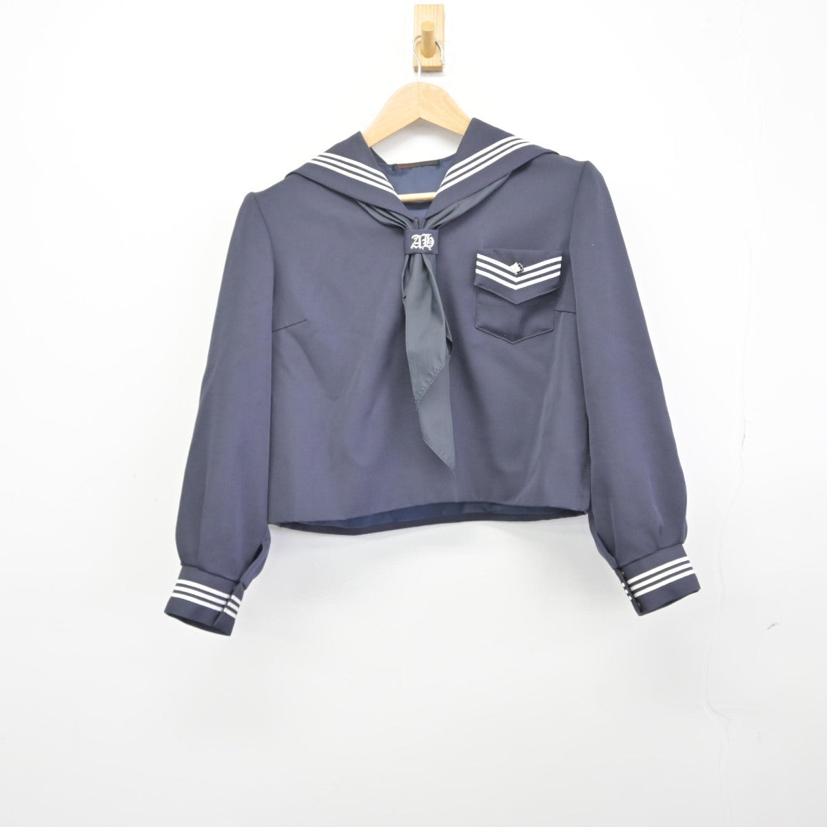 【中古】福島県 安達高等学校 女子制服 3点（セーラー服・スカート）sf038937