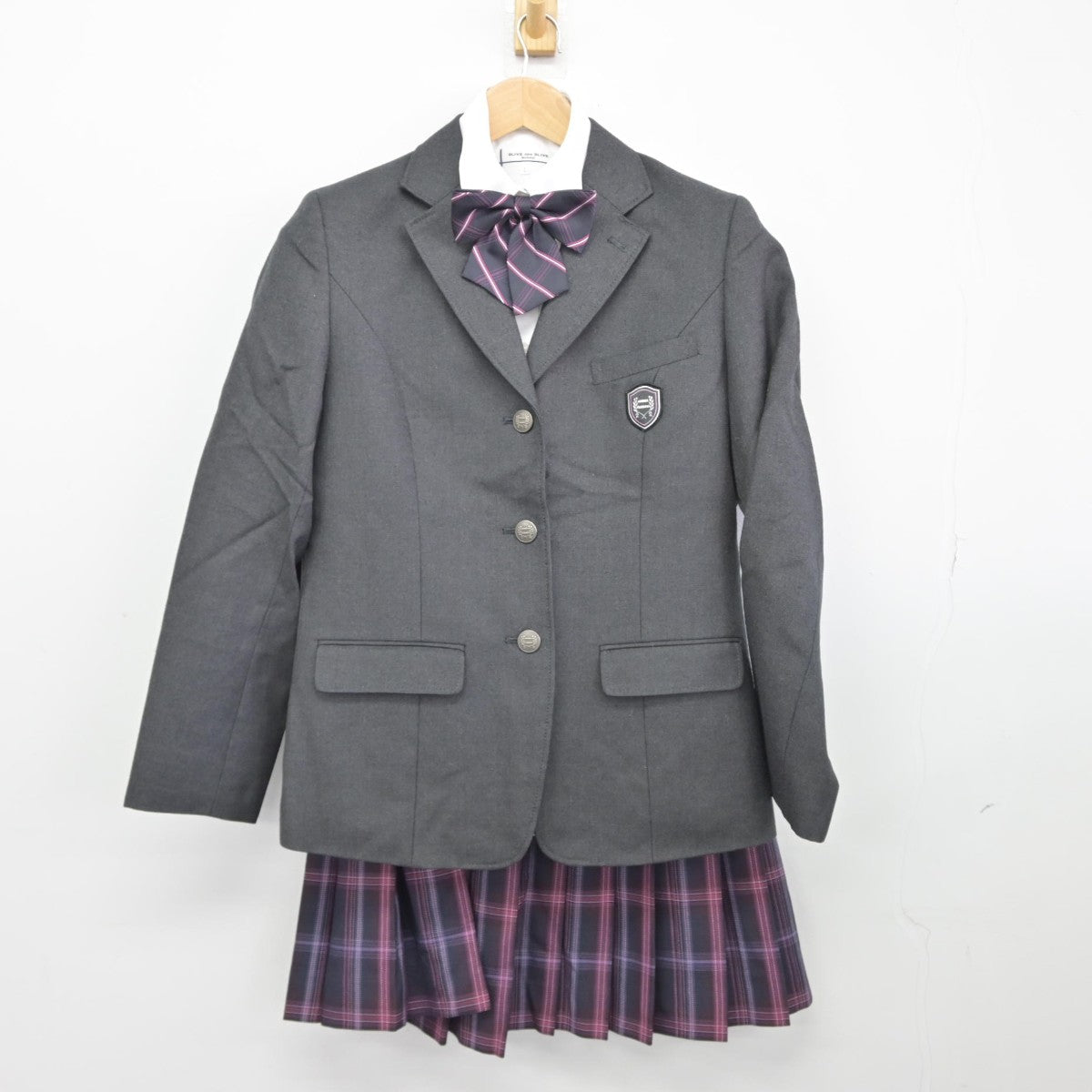 【中古】埼玉県 秋草学園高等学校 女子制服 5点（ブレザー・シャツ・スカート）sf038999