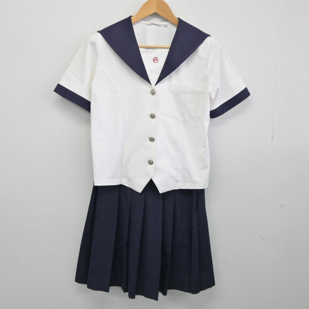 【中古】愛知県 名古屋商業高等学校 女子制服 2点（セーラー服・スカート）sf039059