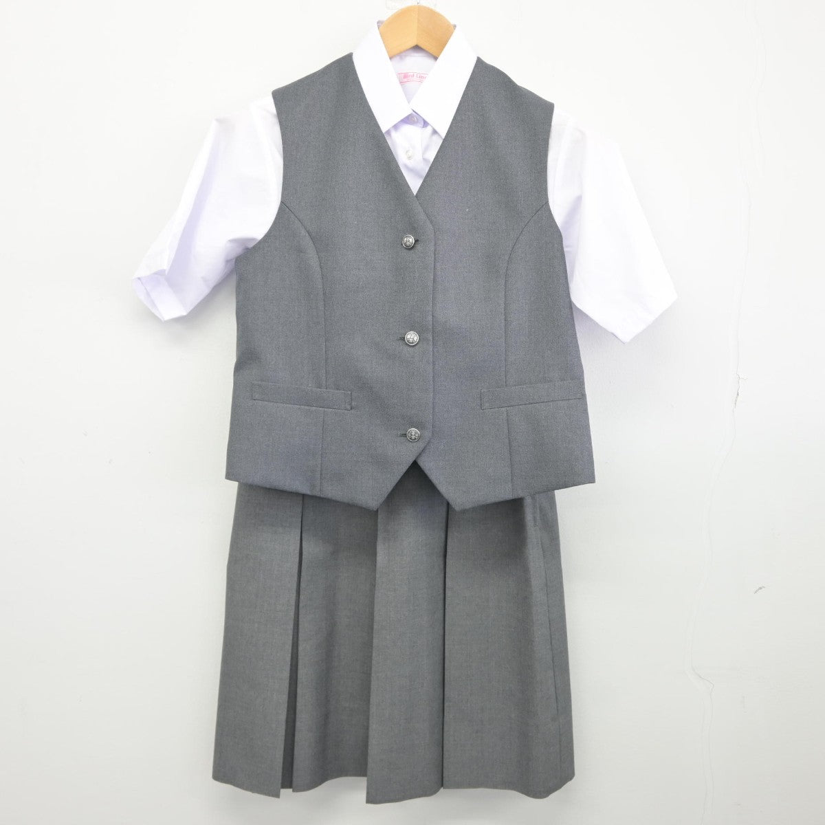 【中古】神奈川県 上の宮中学校 女子制服 3点（ベスト・シャツ・スカート）sf039063