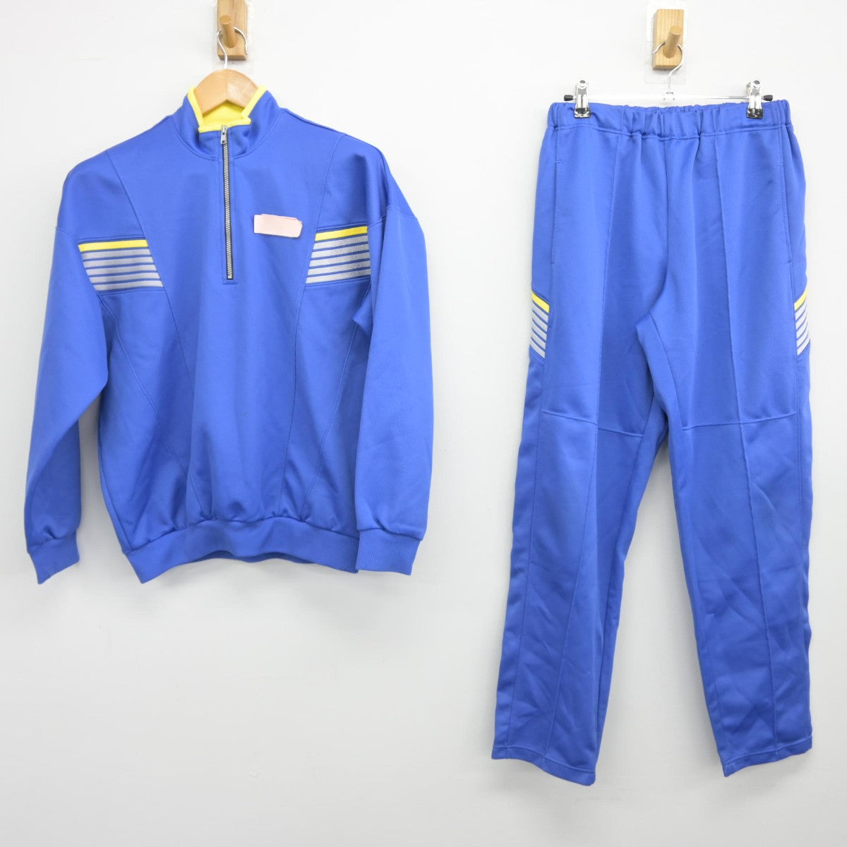 【中古】静岡県 曳馬中学校 女子制服 2点（ジャージ 上・ジャージ 下）sf039096