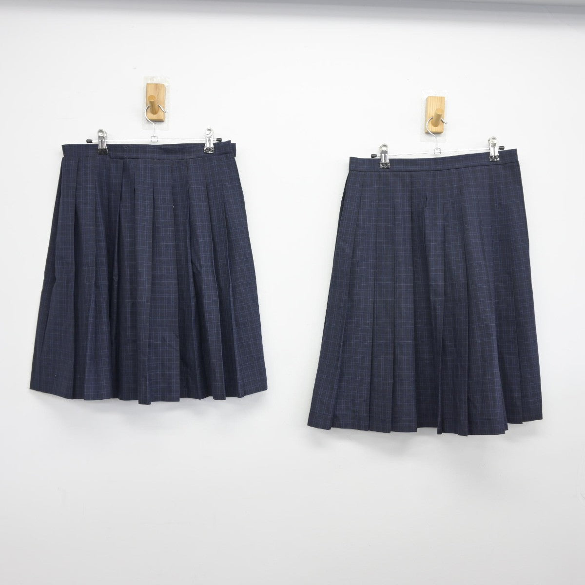 【中古】福岡県 福岡市立西陵中学校 女子制服 2点（スカート・スカート）sf039104