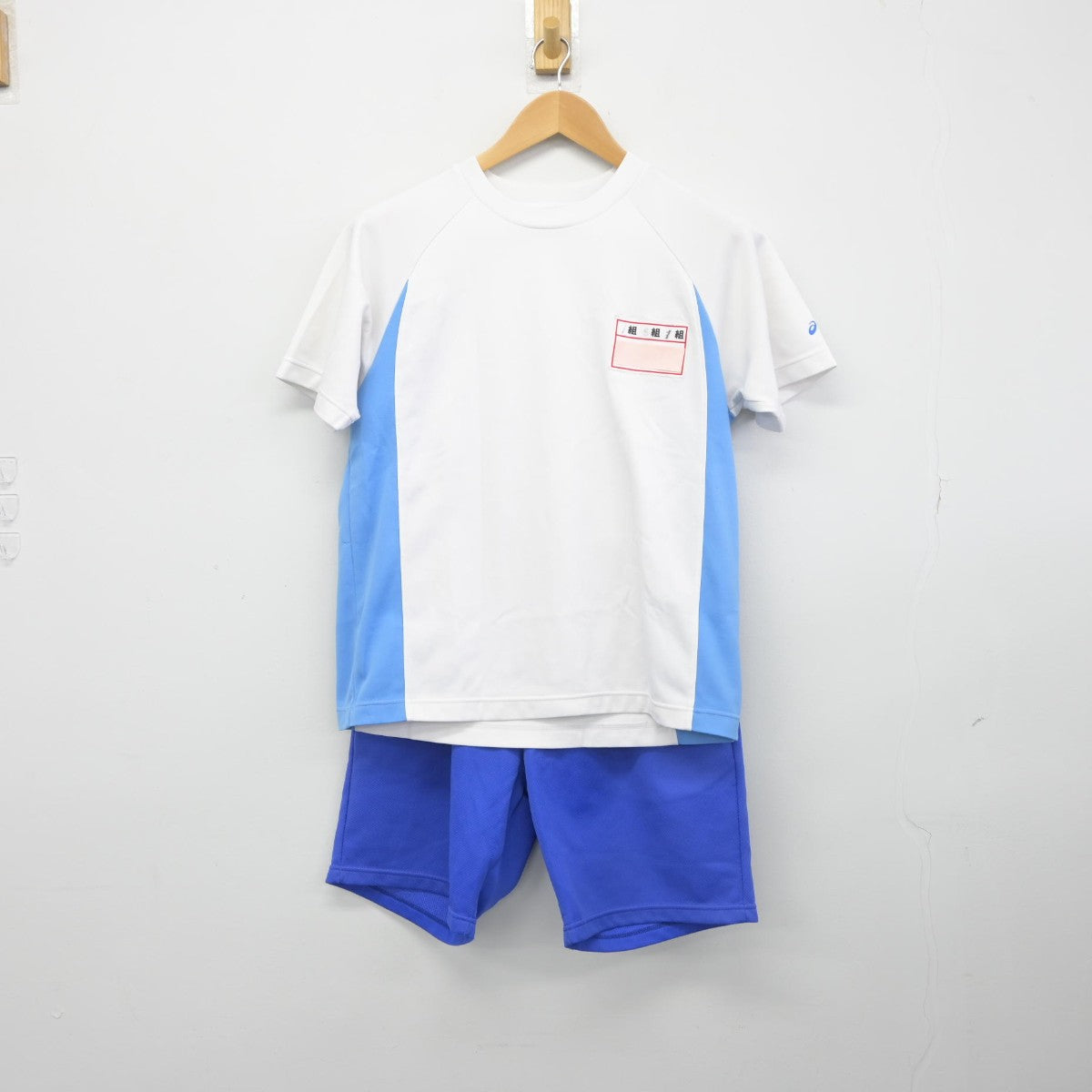 【中古】千葉県 稲毛中学校 女子制服 2点（体操服 上・体操服 下）sf039163