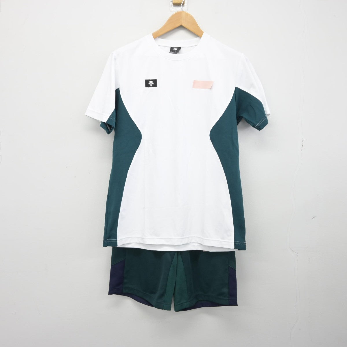 【中古】大阪府 箕面学園高等学校 男子制服 2点（体操服 上・体操服 下）sf039183