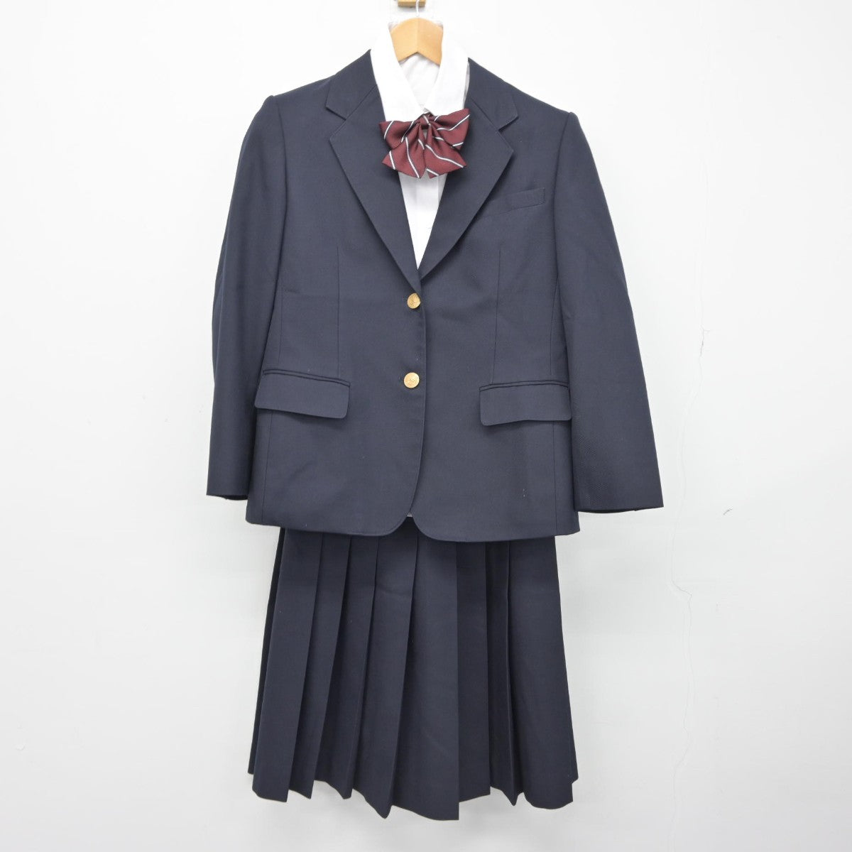 【中古】埼玉県 上尾市立上尾中学校 女子制服 4点（ブレザー・シャツ・スカート）sf039218