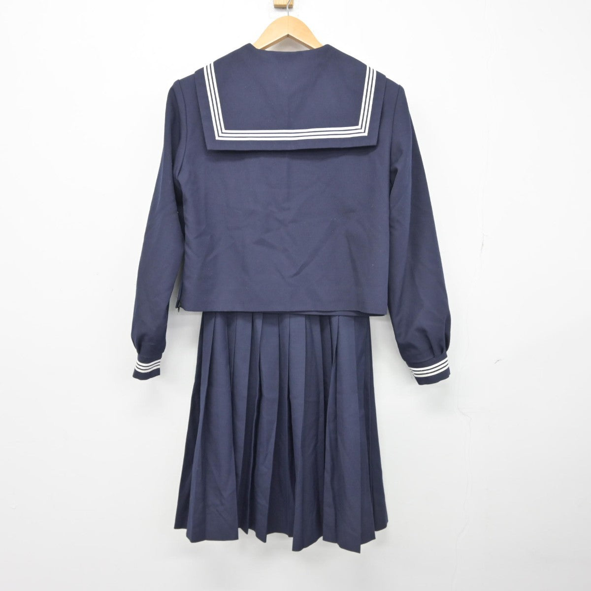 【中古】兵庫県 姫路市立灘中学校 女子制服 2点（セーラー服・スカート）sf039229