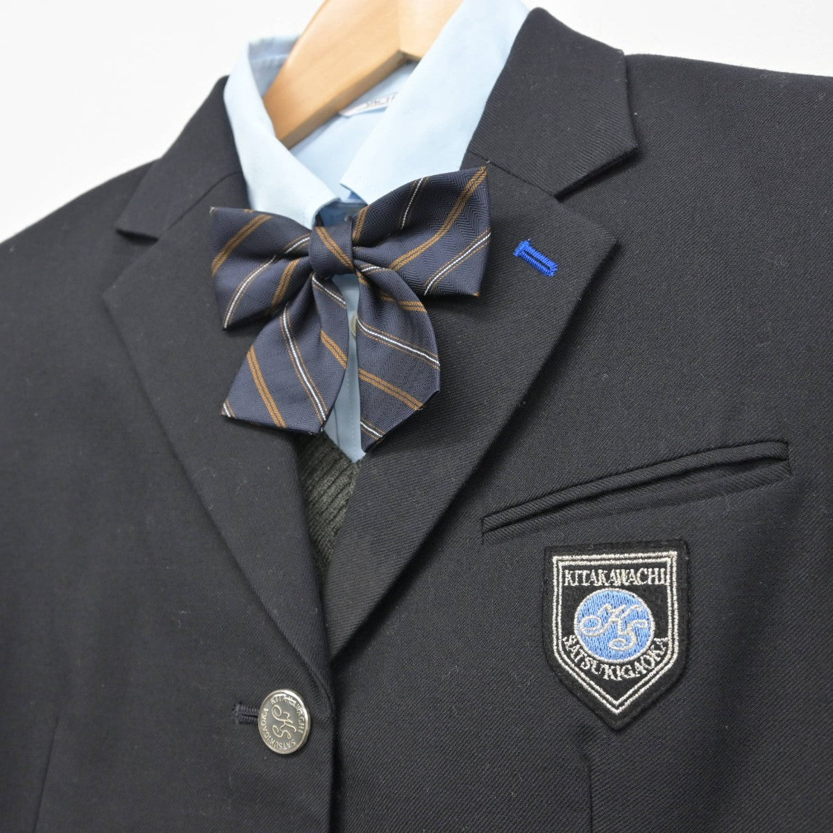 【中古】大阪府 北かわち皐が丘高等学校 女子制服 5点（ブレザー・ニット・シャツ・スカート）sf039277